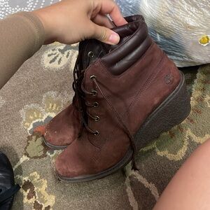Maroon heeled timberlands